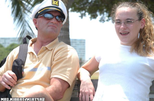 Bitch in glasses gave herself two strangers on a yacht 2 photo