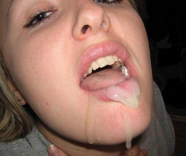 Lots of sperm on the girl's lips - porn photo 30 photo