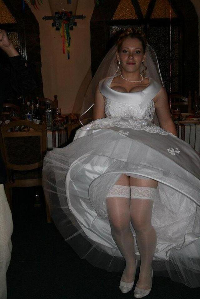 Look under skirt of sexy brides 15 photo