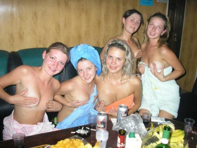 Entertainment beautiful college girls in sauna 11 photo
